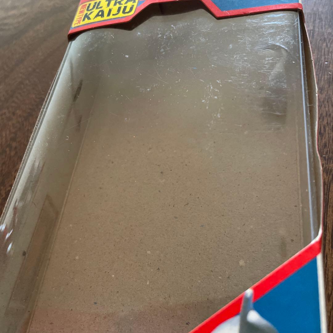 BANDAI 1983年ウルトラマン　初期　ソフビ　白台紙