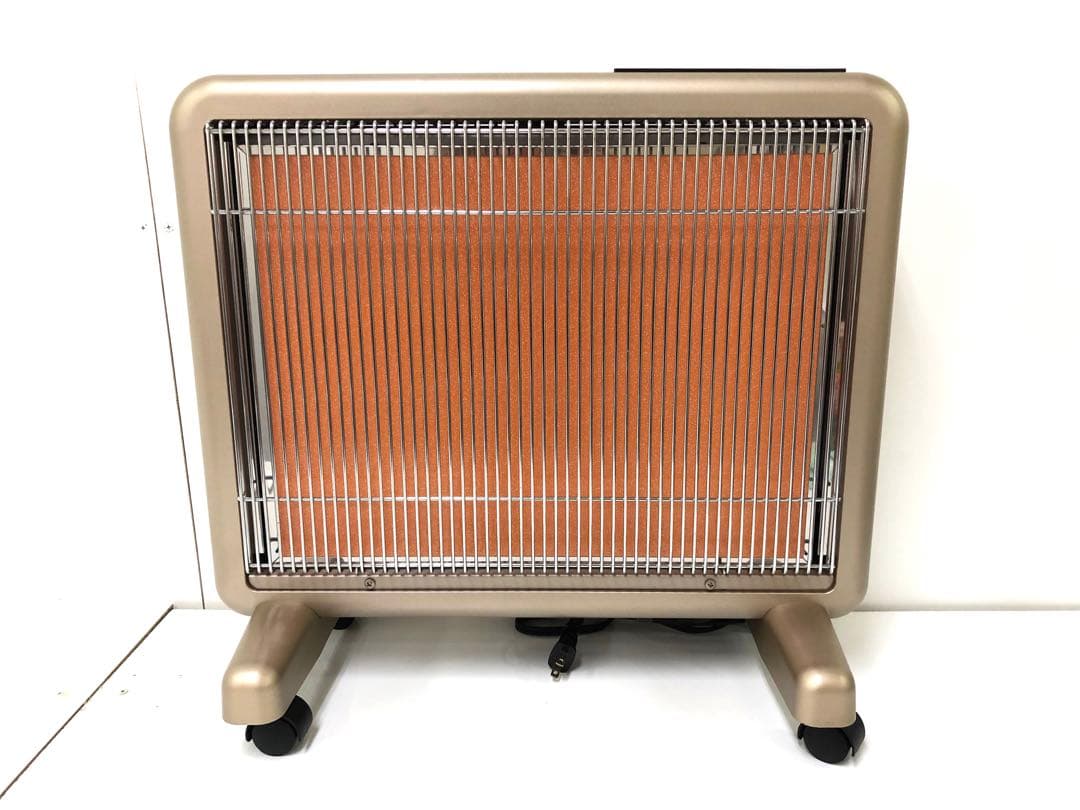 f879-24 サンルミエ・エクセラ7 遠赤外線暖房器　N700L-GR