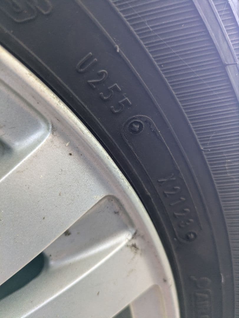 ハイエース用スタッドレスタイヤホイールセット