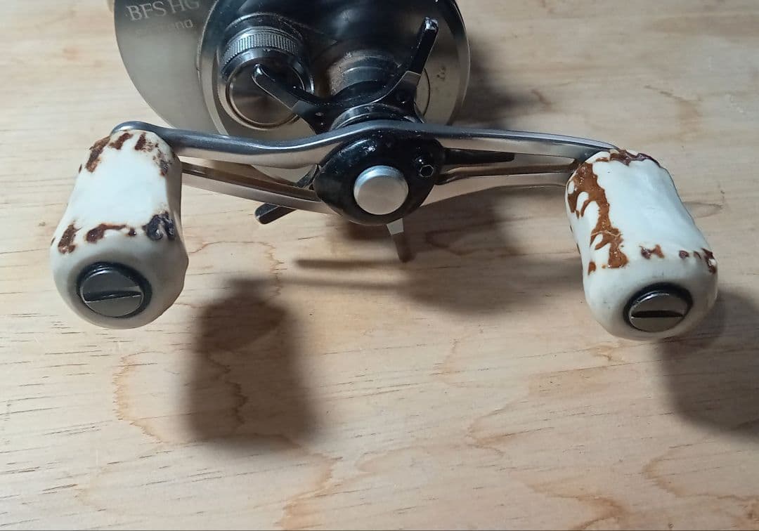 スタッグ　リールノブ　シマノ　ダイワ　ハンドルノブ　鹿角　ベイト　ダブル　左巻き