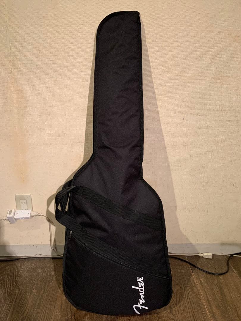 ギター Fender Traditional 60S Jaguar Alder Body