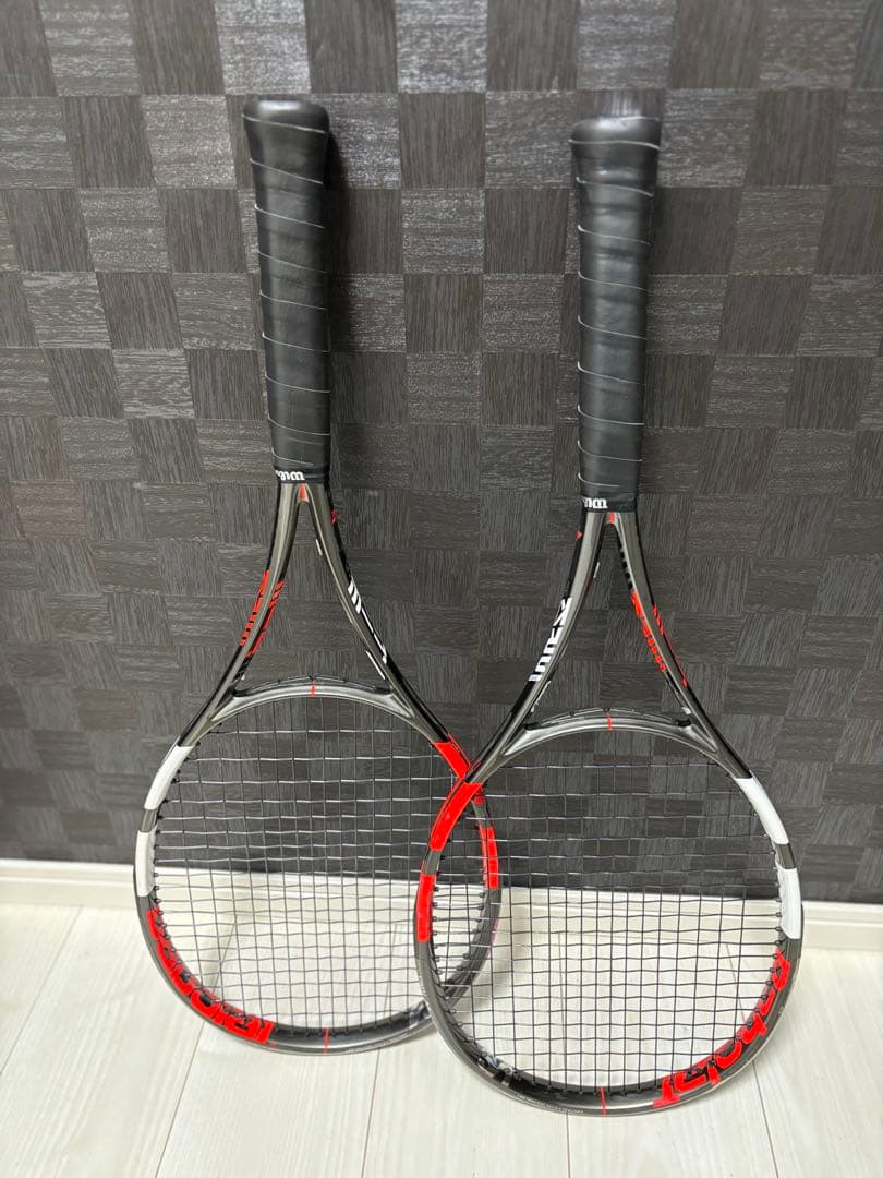 【ｉｉｉｉｉ】バボラ　ピュアストライクvs 二本セット　グリップサイズ2