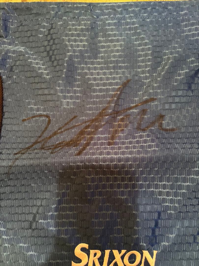 【新品未使用】スリクソン　松山英樹サイン入り　キャディバッグ他3点セット