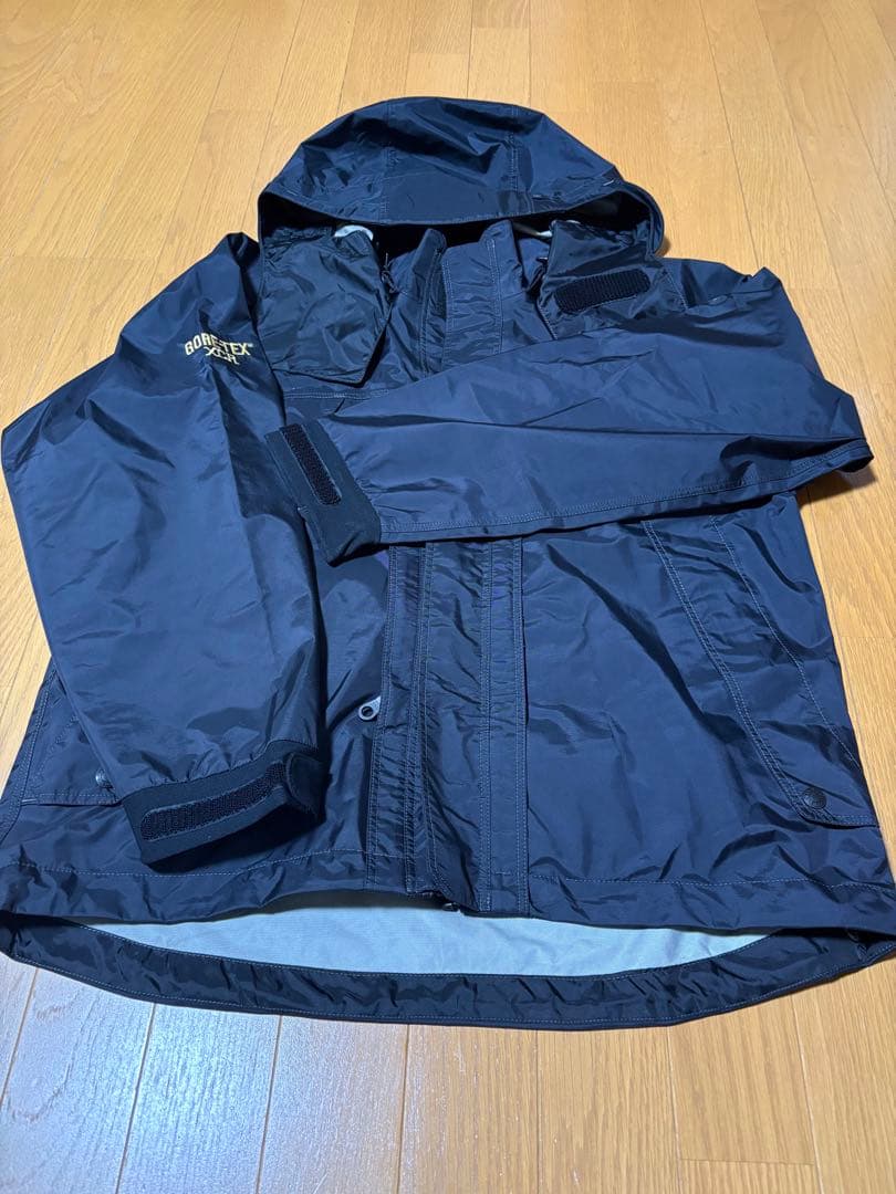 Daiwa GORE-TEX レインウェア Lサイズ 上下セット