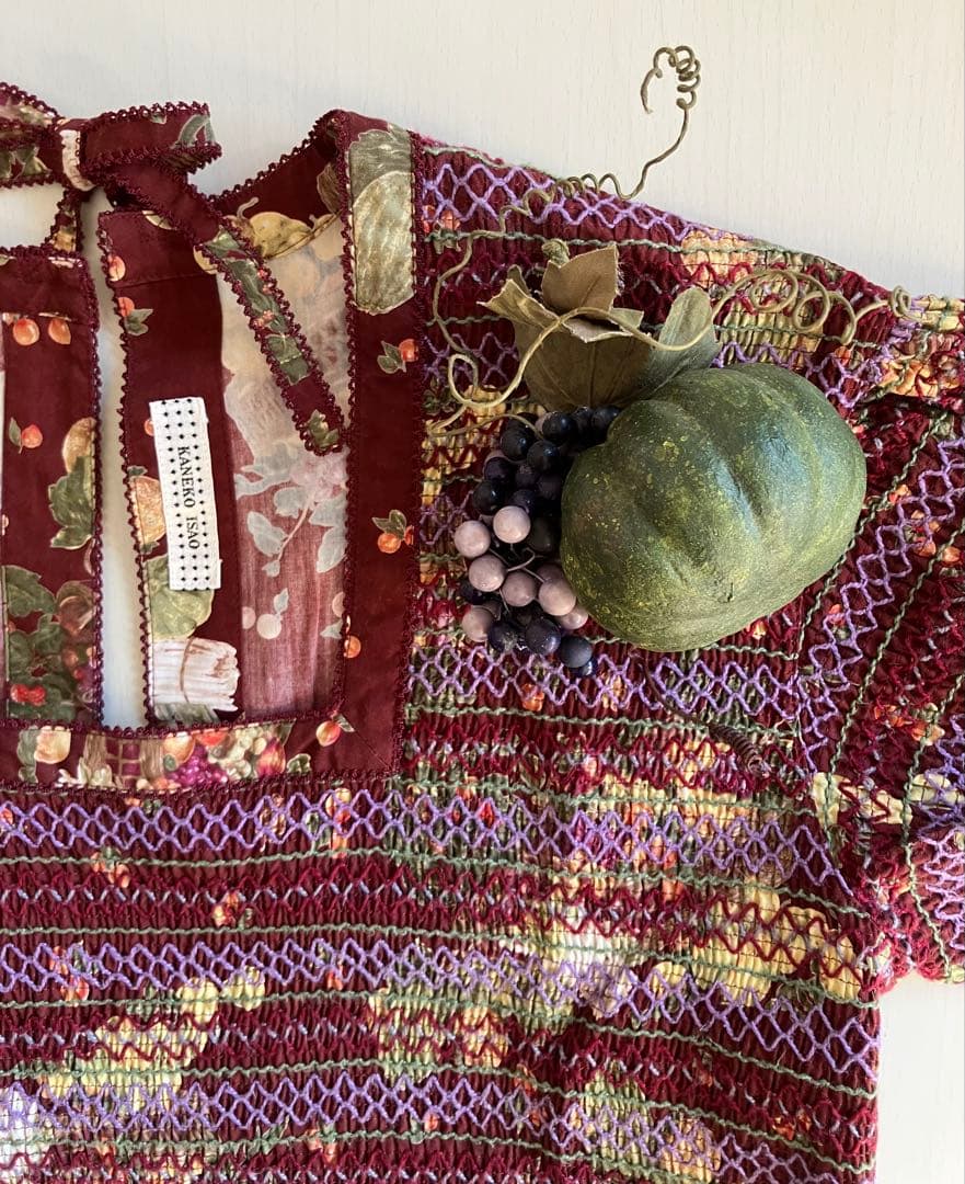 カネコイサオ 南瓜と葡萄のコサージュ