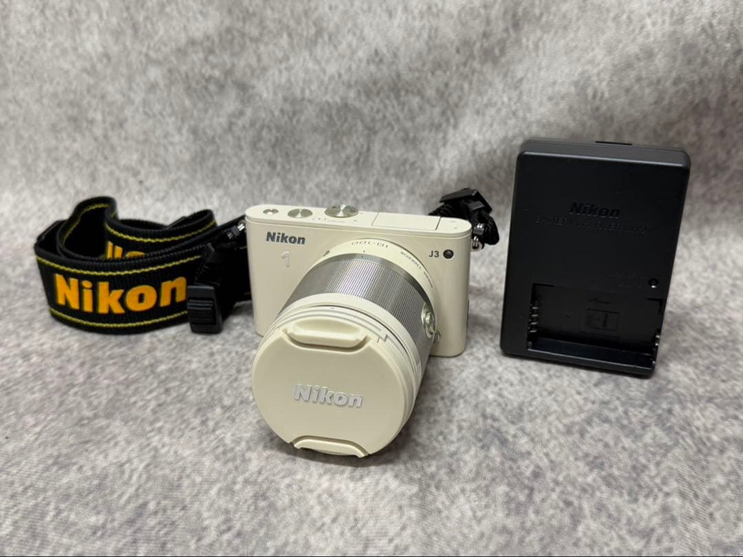 Nikon 1 J2 ホワイト