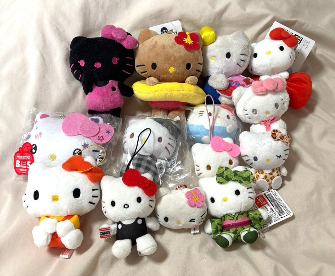 ハローキティ マスコット　14体