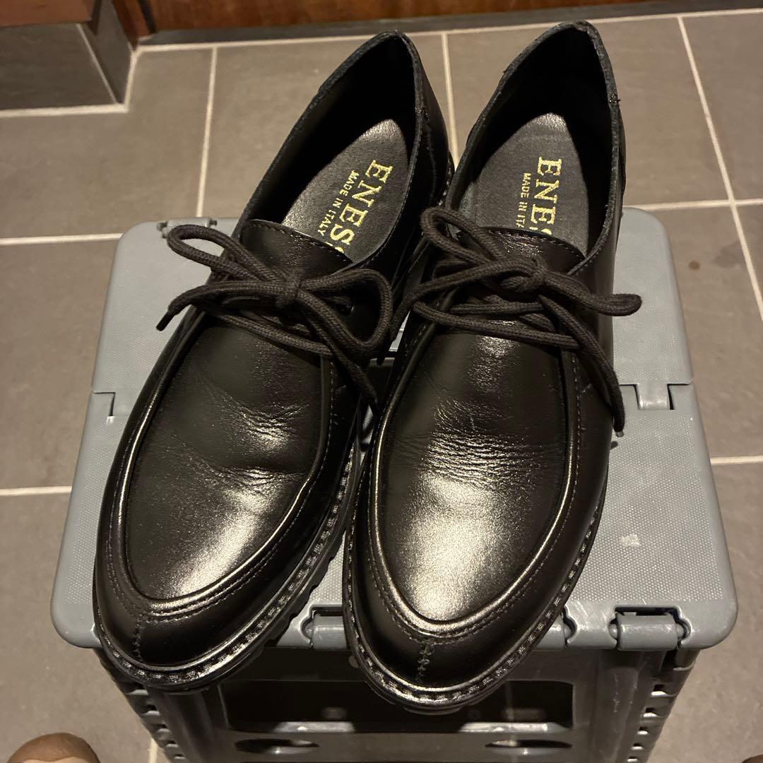 ENESS ブラック チロリアンシューズ
