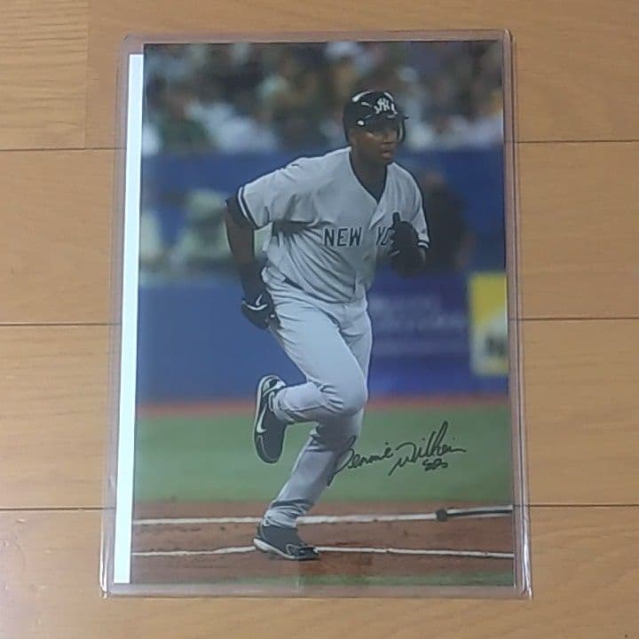 バーニー・ウィリアムズ(ニューヨーク・ヤンキース)直筆サイン入りフォト証明書付き