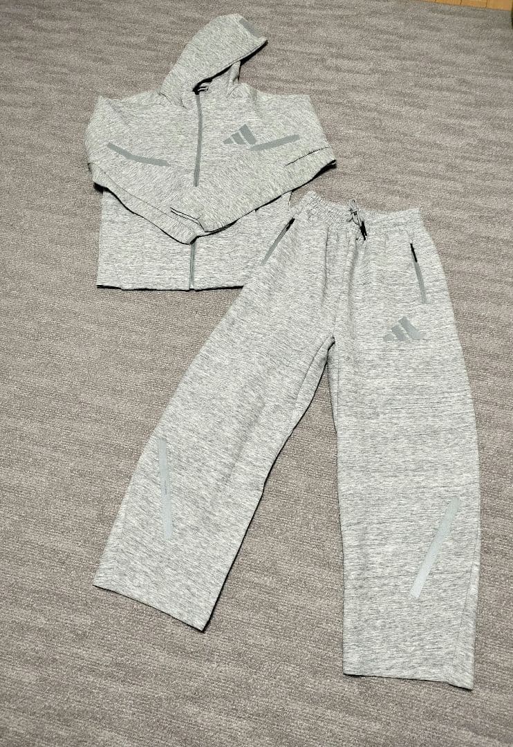 adidas メンズ Sサイズパーカー パンツ ジャージ 上下