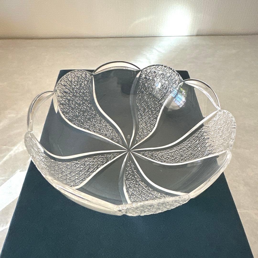 【未使用】河上恭一郎　菊繁捻文 切子鉢 5点 HOYAクリスタル ガラス
