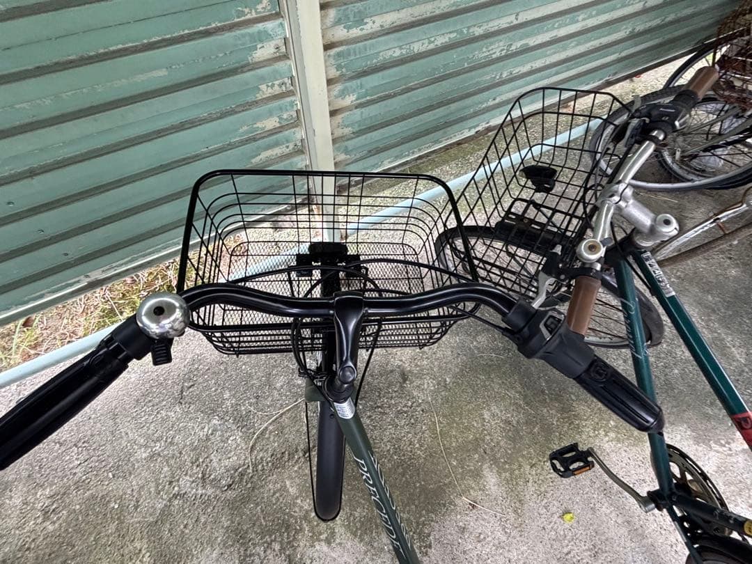 PRECEDE シティサイクル ダークグリーン 前カゴ付き