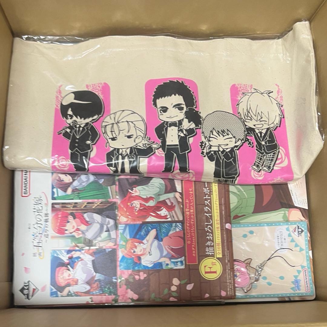 アニメグッズ　ノンジャンル　美少女　大量　100サイズ まとめ売り