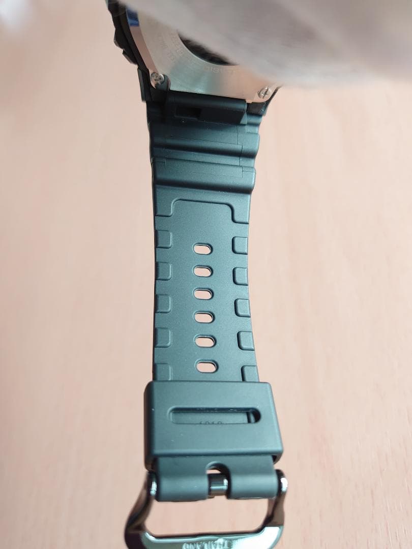 【美品】 G-SHOCK DW-H5600-1JR G-SQUAD 光学式センサ