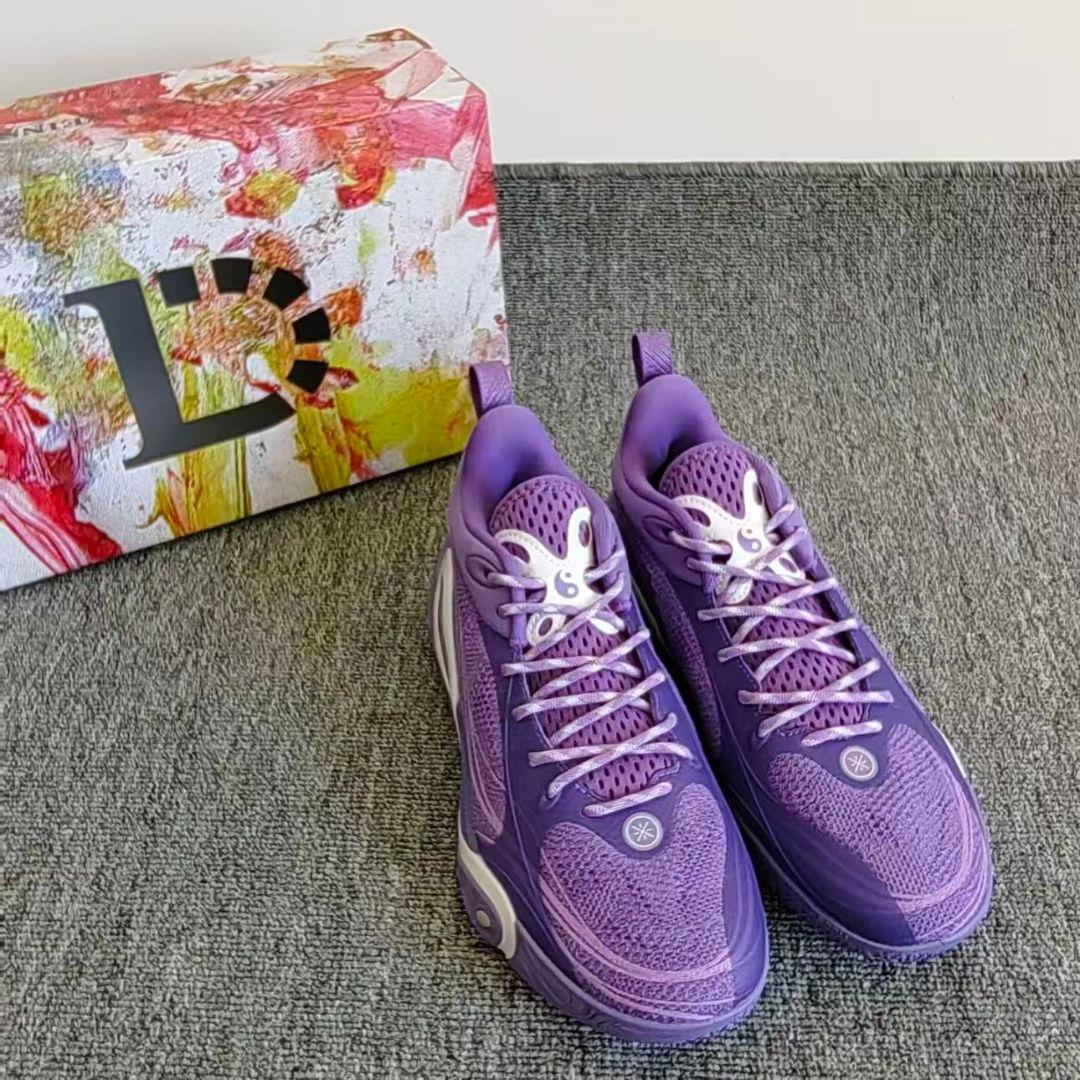 LI−NING Wade Dlo 1\