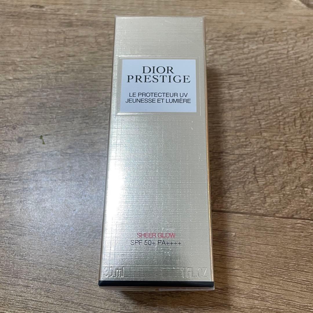 ディオール　プレステージホワイト　ルプロテクターUV ルミエール　シアーグロウ