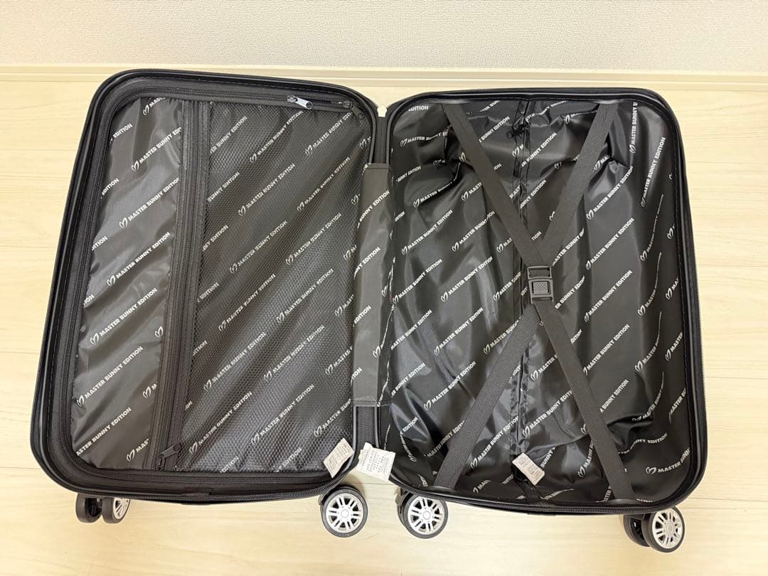 MASTER BUNNY EDITION TOURNAMENT キャリーケース