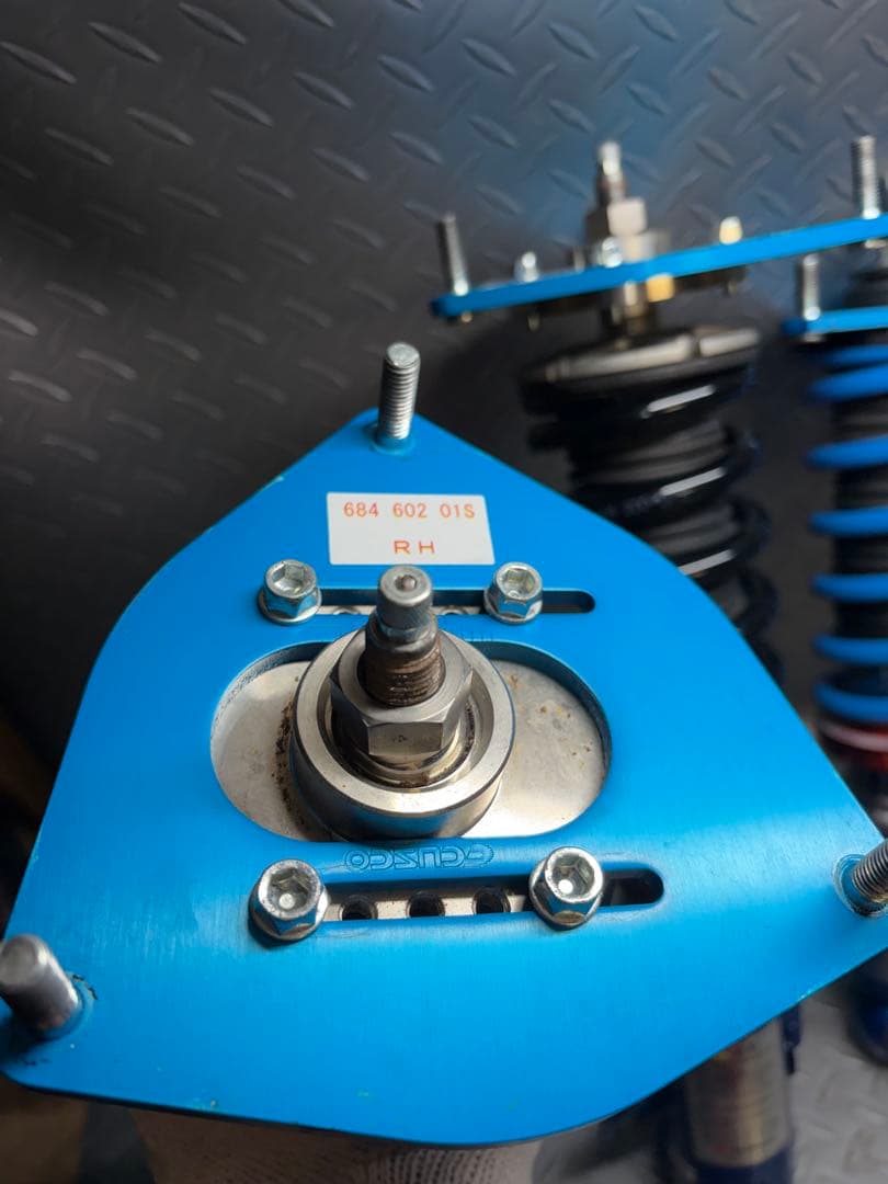 使用僅かインプレッサ GRB GRF 車高調 クスコ ストリートゼロCUSCO