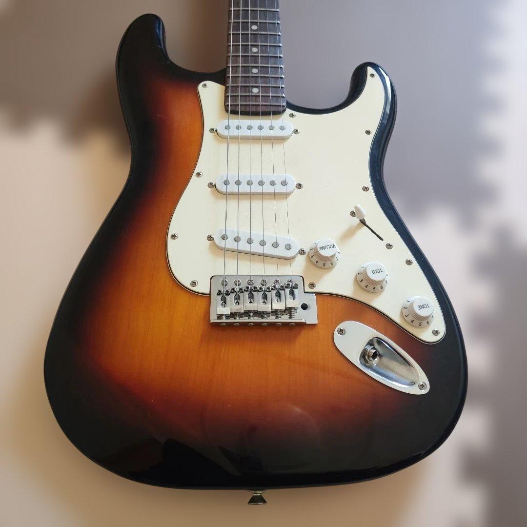 エレキギター バッカス