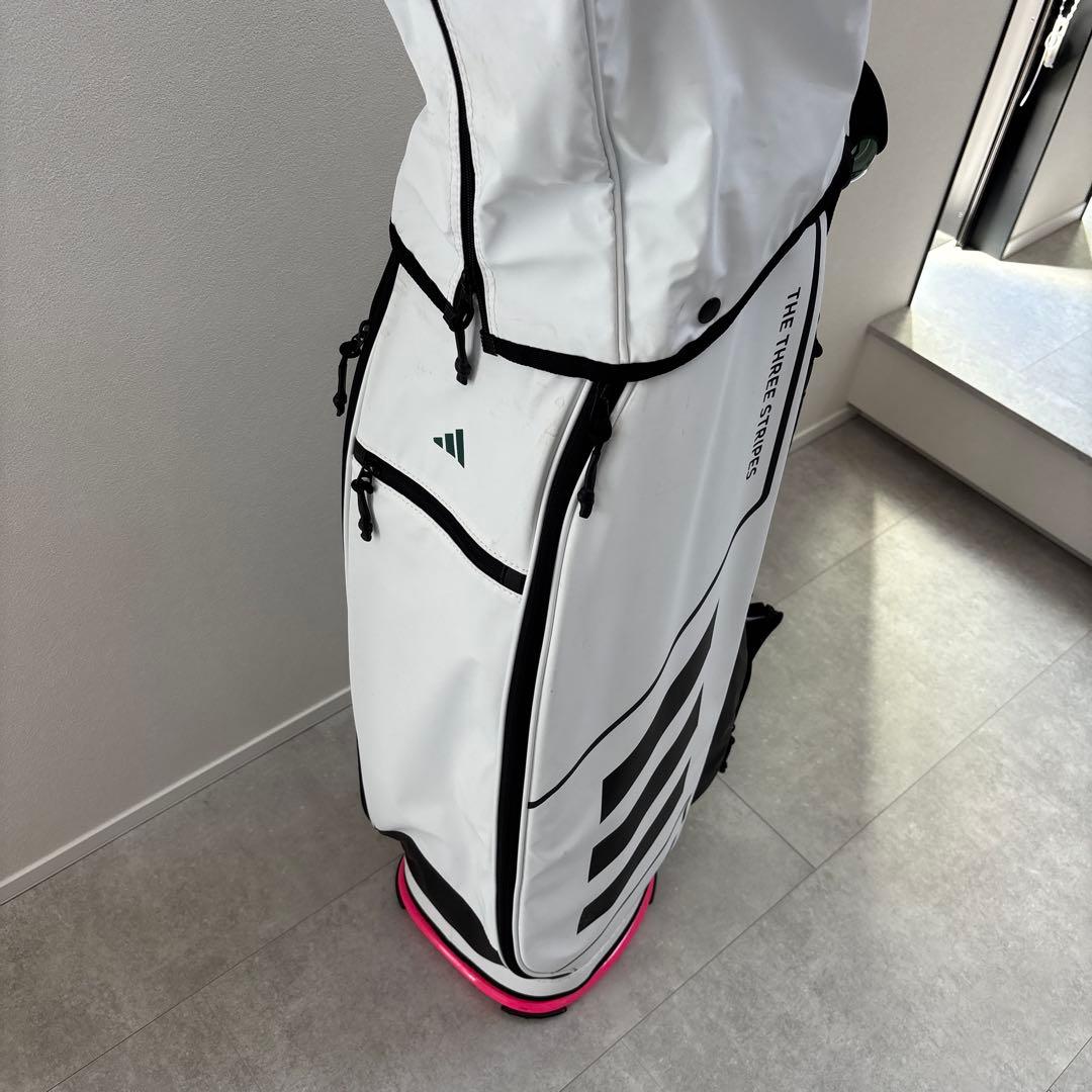 アディダス　コードカオスキャディバッグ 8.5型 軽量 ホワイト