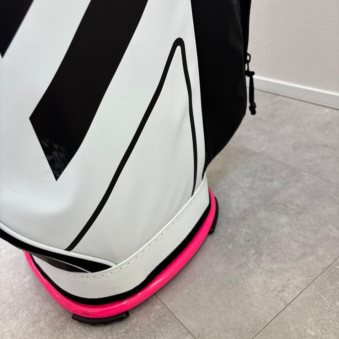 アディダス　コードカオスキャディバッグ 8.5型 軽量 ホワイト