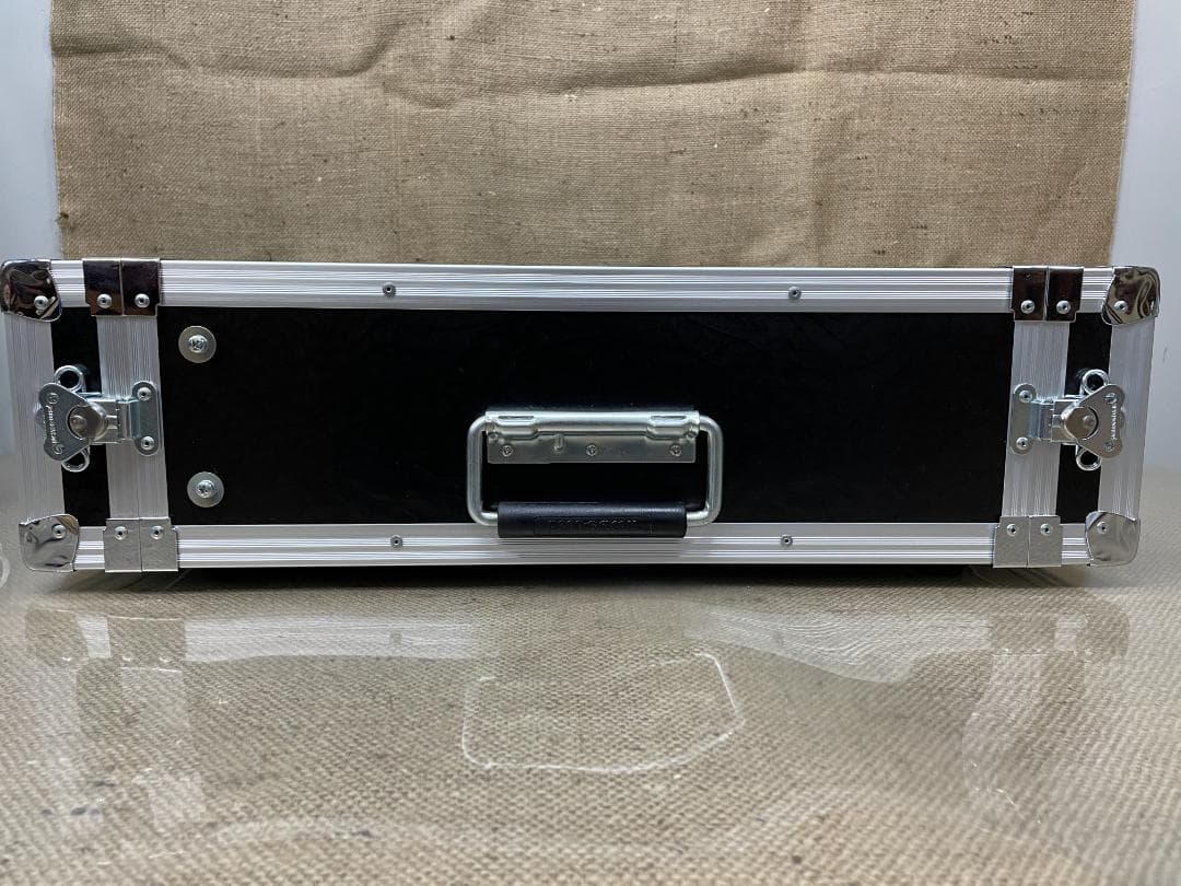 ARMOR (アルモア) 8U ラックケース 19インチFRP製蓋付き楽器機材用