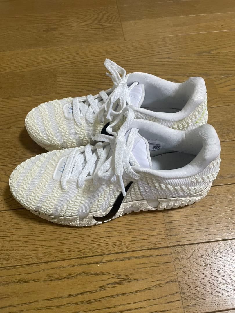 バスケットシューズ バッシュ ジャ 3 EP ジャモラント HF2794-101