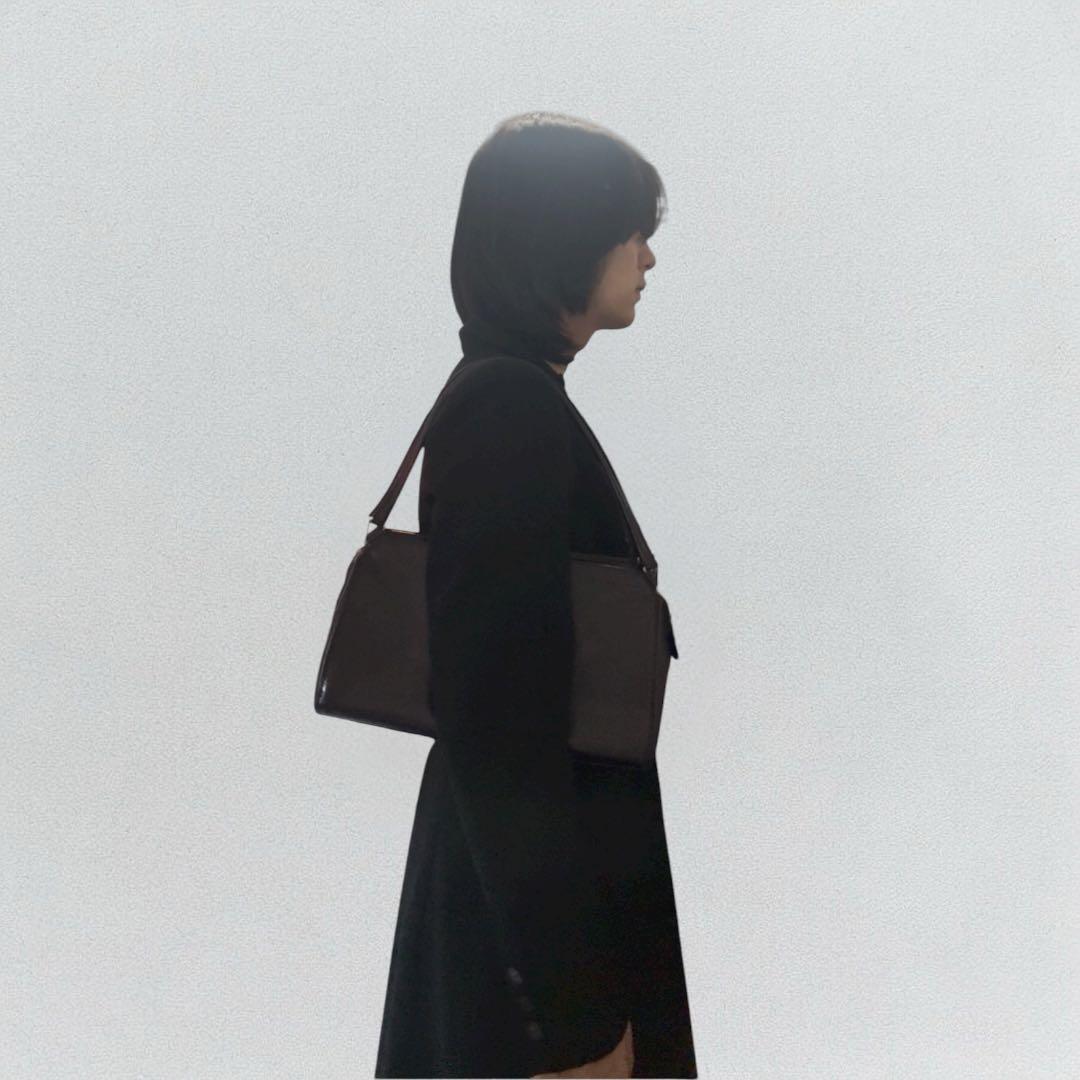 バッグ 1990s PRADA archive leather shoulder bag