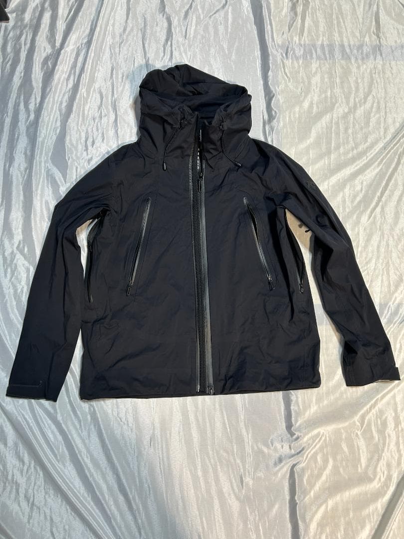 DESCENTE　ALLTERRAIN　ハードシェル“クレアス” 　黒　Ｌサイズ