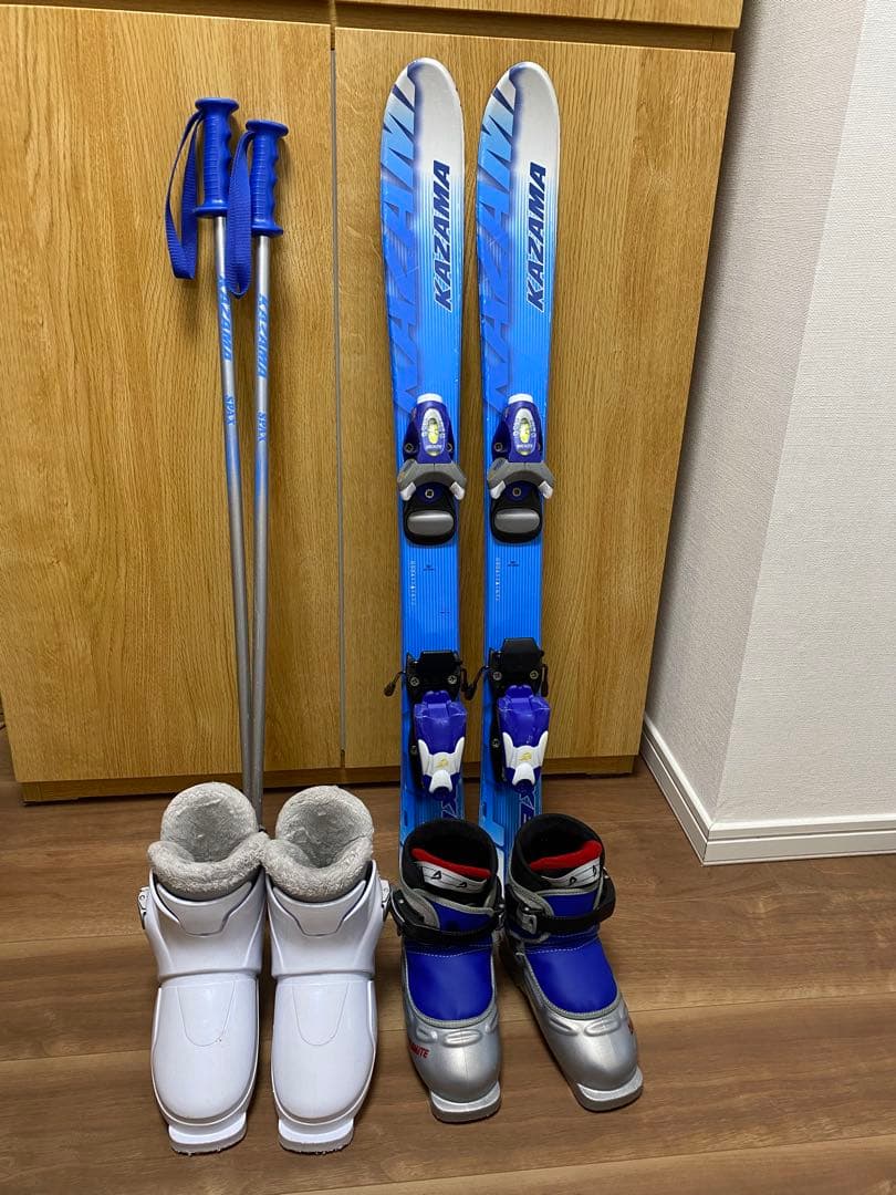 スキーセット デビューにピッタリ♪ ブーツは2セット入り