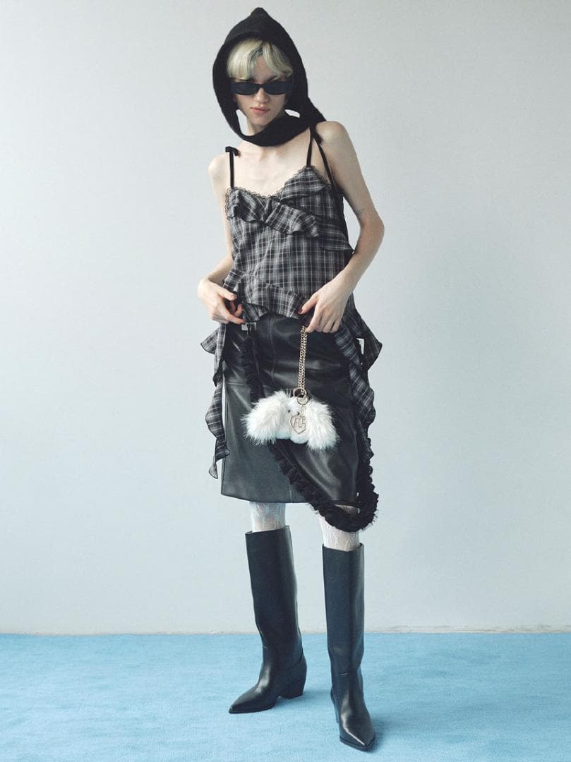 【新品】FUR FUR フリルキャミトップス BLK フリー