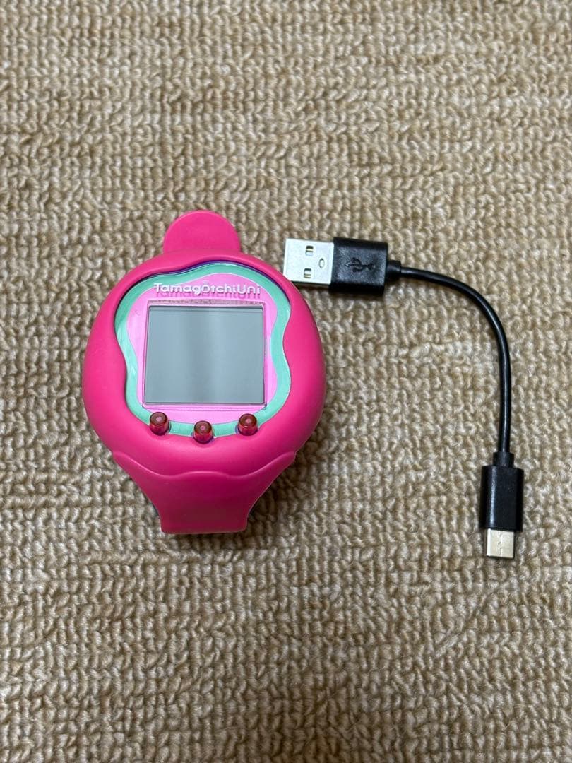 たまごっちユニ　紫色　BANDAI Tamagotchi Uni