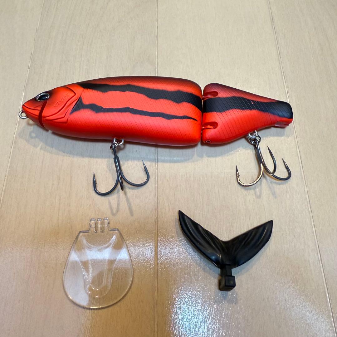 DRT タイニークラッシュ ウグイボンバー Low