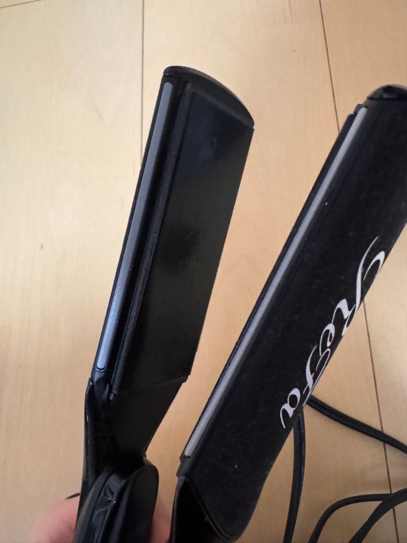 リファ　ストレートアイロン　プロ（ブラック）美品