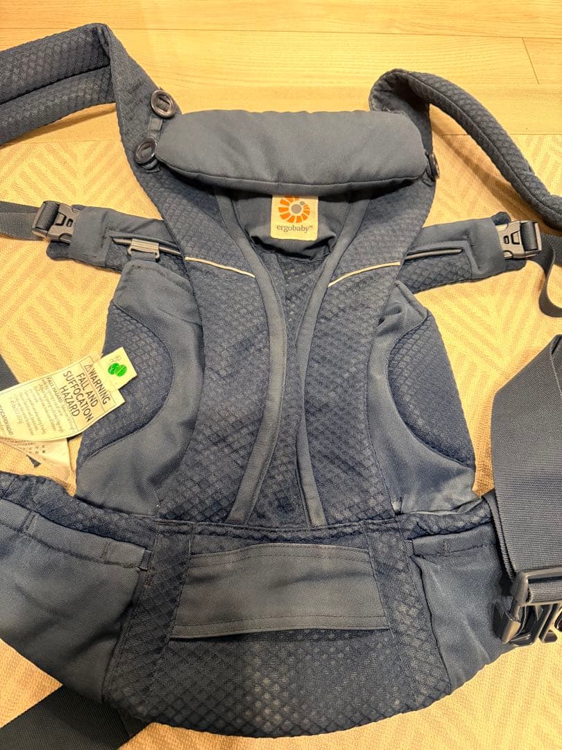 【美品】Ergobaby OMNI Breeze 抱っこひも　ポーチ付き