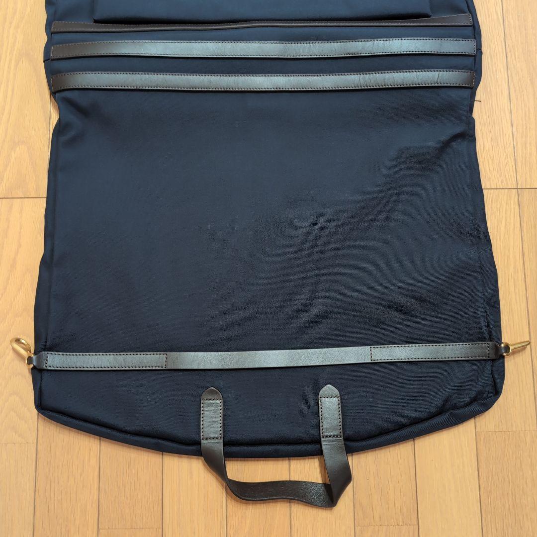 MISMO ミスモ ナイロンガーメントバッグ