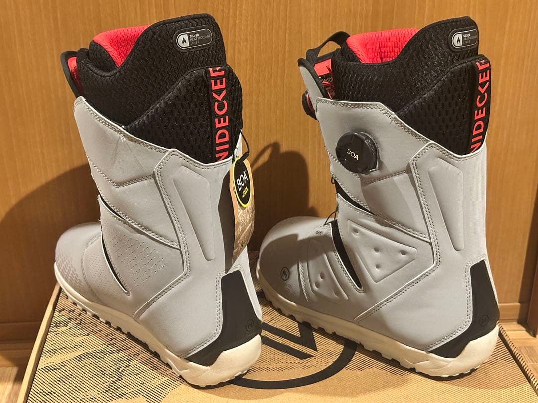 新品未使用　27.5cm nidecker Altai 　スノーボード　ブーツ