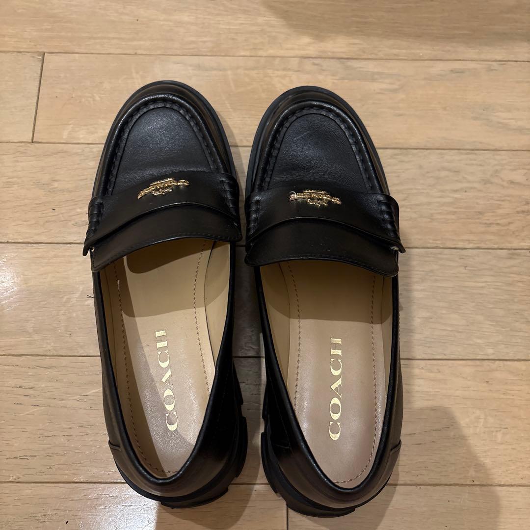 黒coachローファー