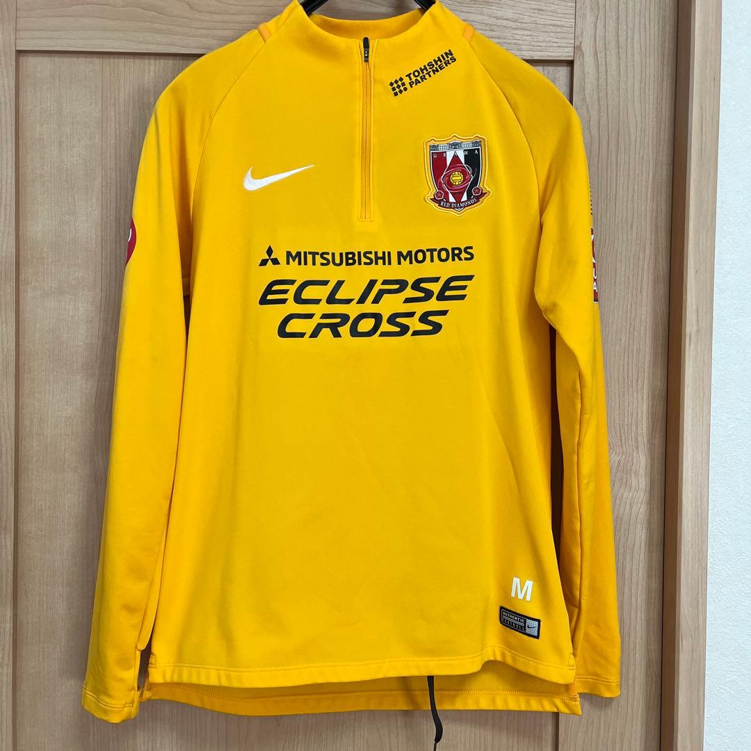 浦和レッズ 選手支給 トレーニングウェア 上下セット（NIKE）ジャージM