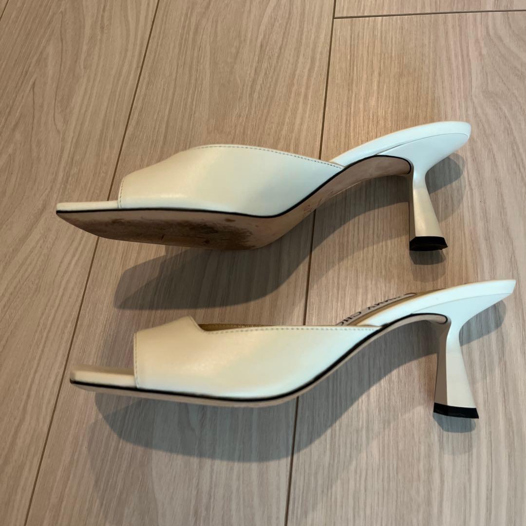 JIMMY CHOO ホワイト ミュール 約6cmヒール