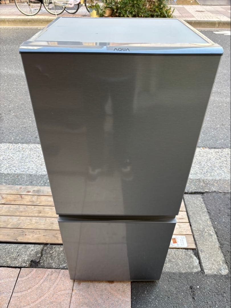 AQUA ノンフロン冷凍冷蔵庫　AQR-13G(S) 17年製　一人暮らし冷蔵庫