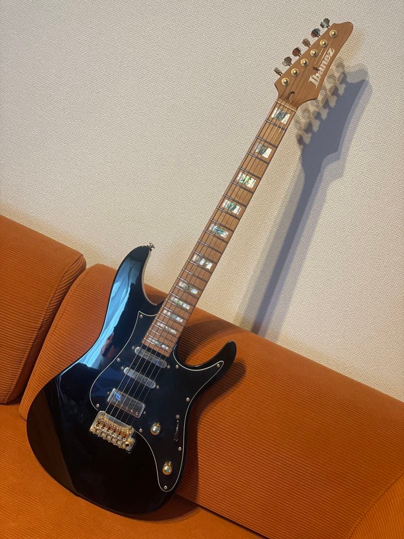 ギター Ibanez THBB10 Tim Henson Polyphia model