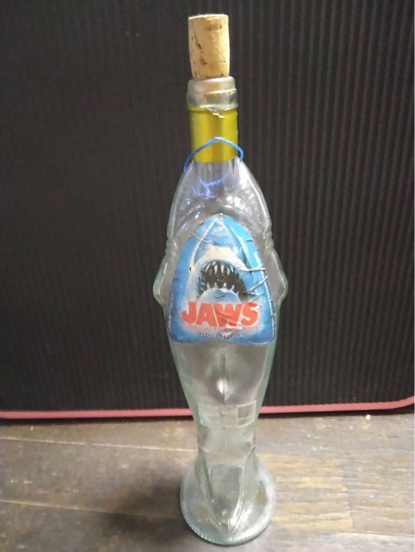 年季の入ったジョーズの空瓶　USJ　ユニバ