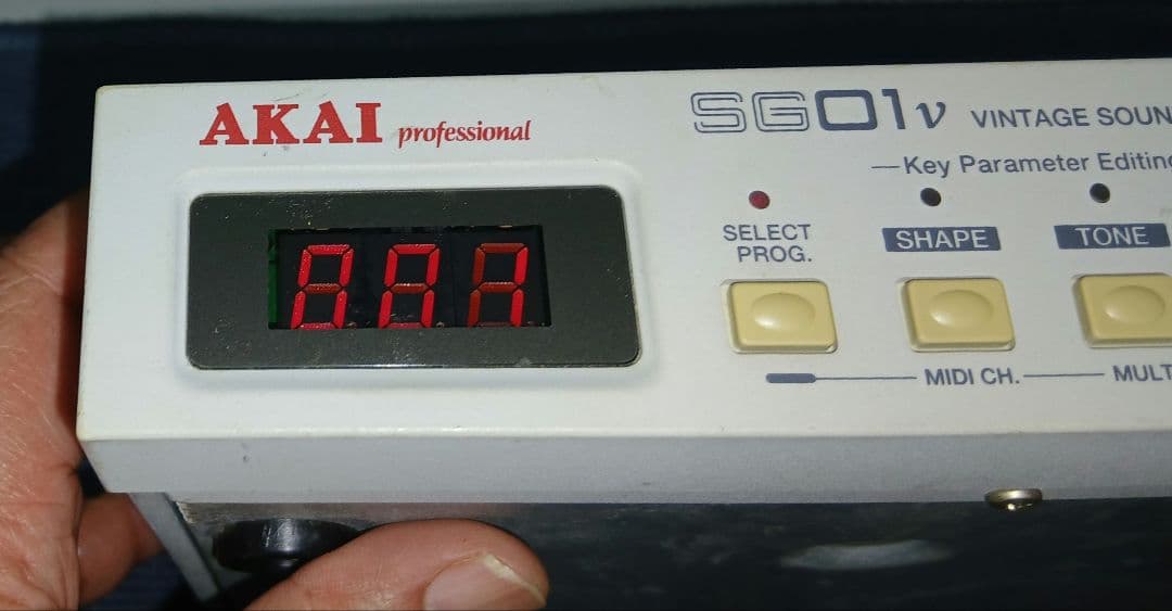 値下げ！AKAI SG01V ヴィンテージサウンドモジュール　電池交換済です。