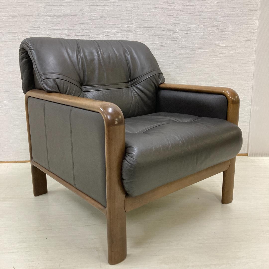 【カリモク】本革 一人掛けソファ シングルソファ レザー アームチェア A