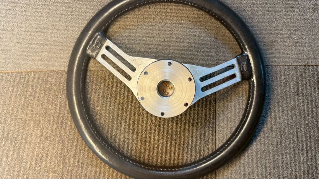 ABARTH ステアリング・ハンドル本体 クイックリリース付き！早い者勝ち！