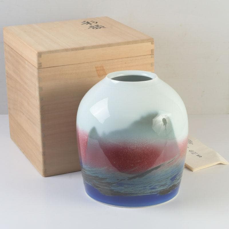 有田焼　前田泰昭作　彩韻　壷　共箱　C　9864A