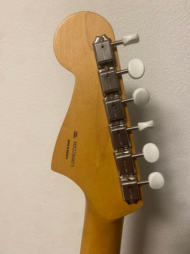 ギター Fender Jazzmaster Gold Foil