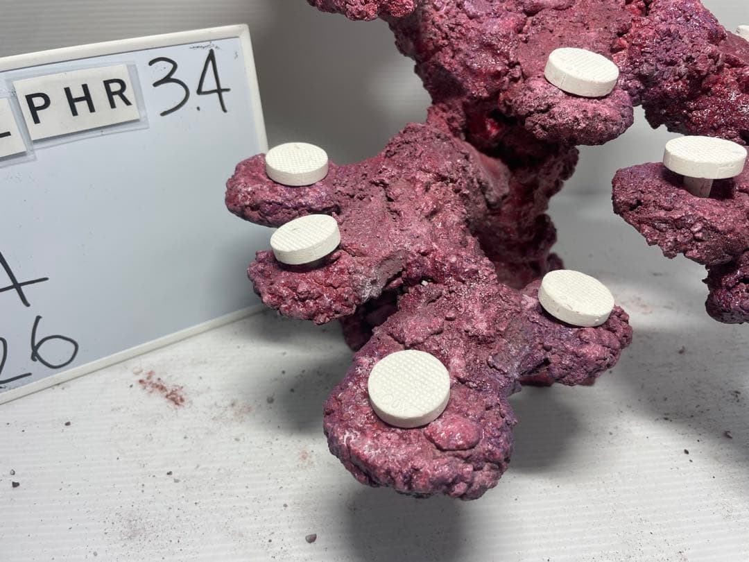 【送料無料】人工ライブロック　PHR34／15穴加工　アク抜き済み安心塗料使用