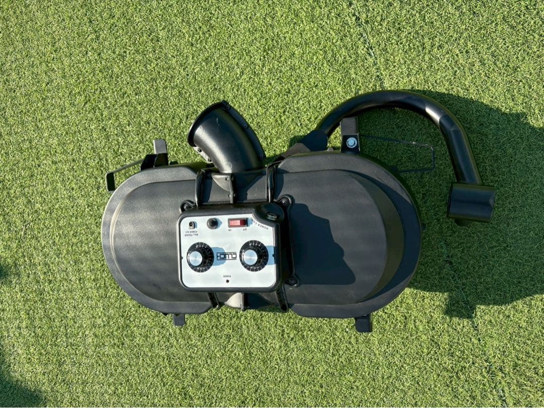 オーブ ピッチングマシン 速度調整可能（硬式使用）